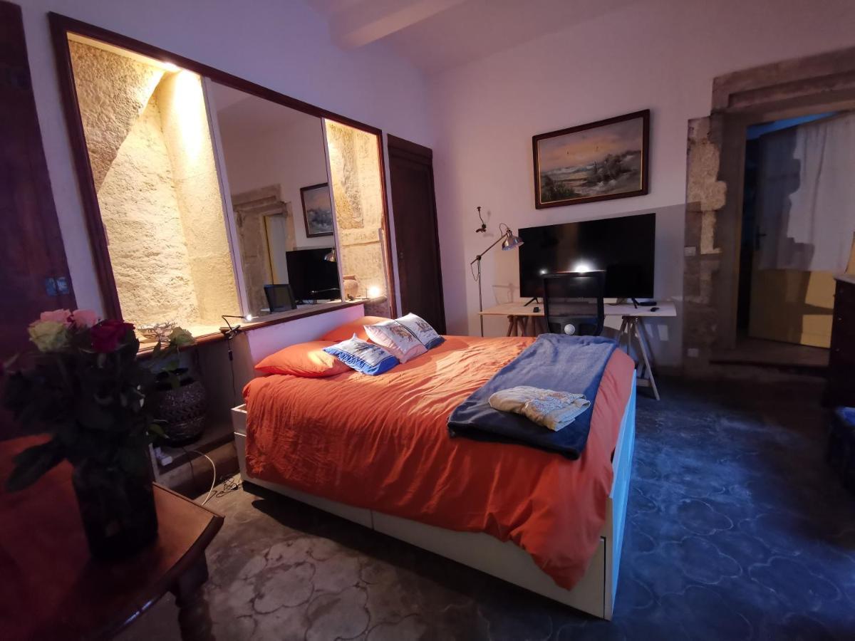 Experience Unique Dans Un Lieu Magique Hotel Vergèze Eksteriør billede